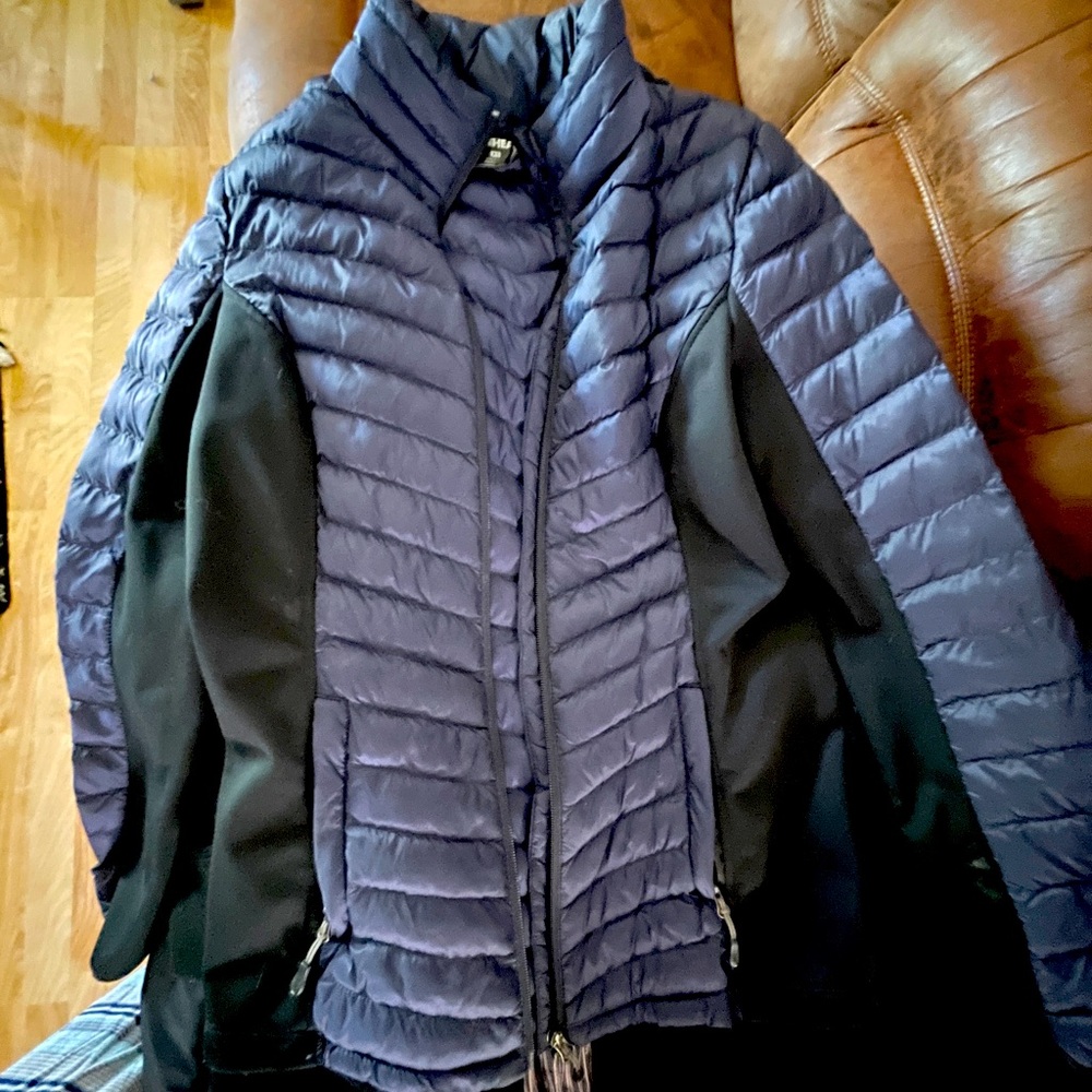 Blue puffer jacket XS